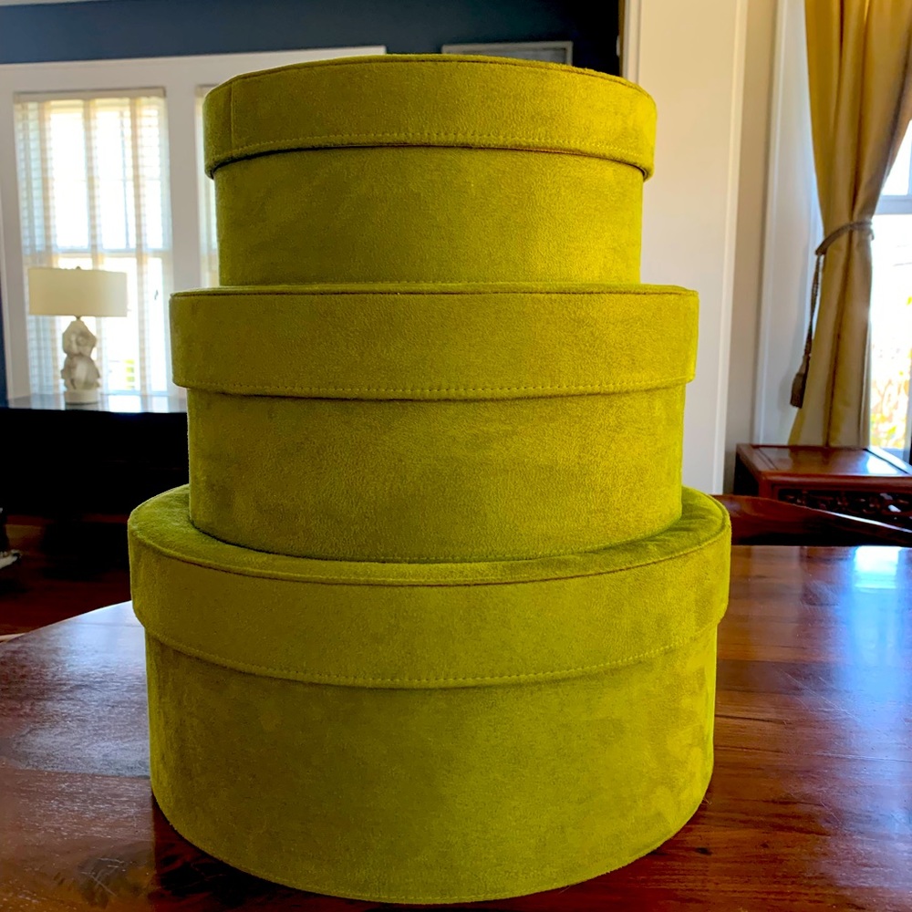 Olive green felt round nesting boxes